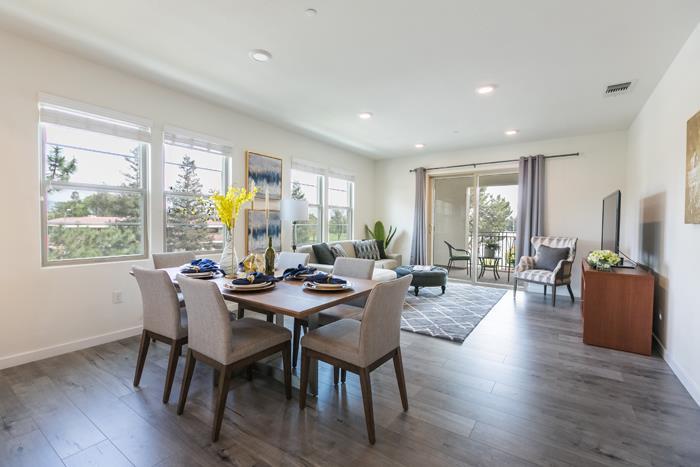1091 Foxglove Pl 301 - Photo 1