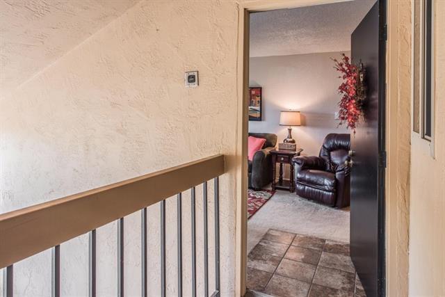 4306 Golden Oaks Ln - Photo 1