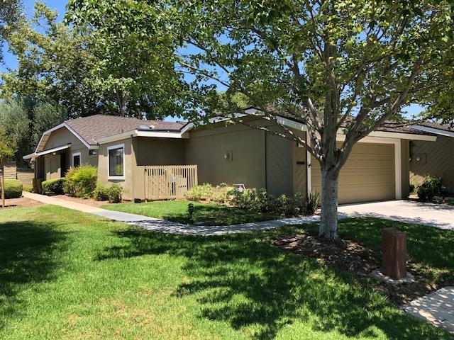 1121 Holly Oak Cir - Photo 1