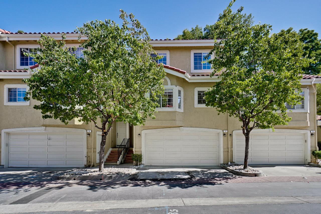 18 Tyrella Ct - Photo 1