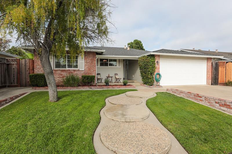 5357 Larchwood Dr - Photo 1