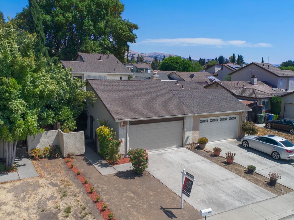 936 Big Bear Ct - Photo 1