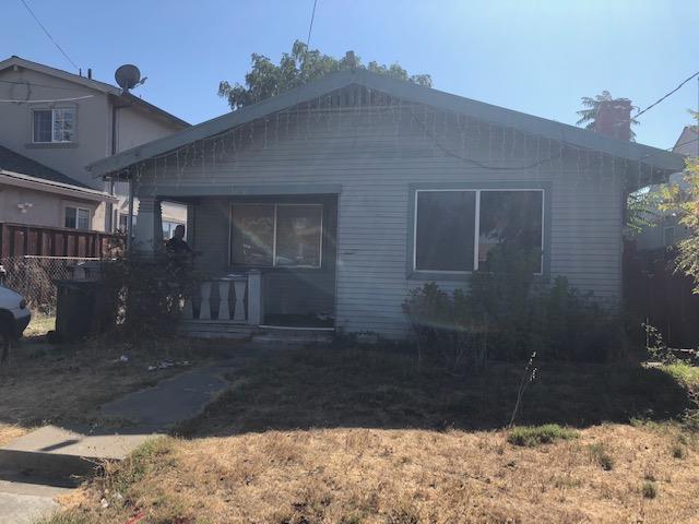 1696 Whitton Ave - Photo 1