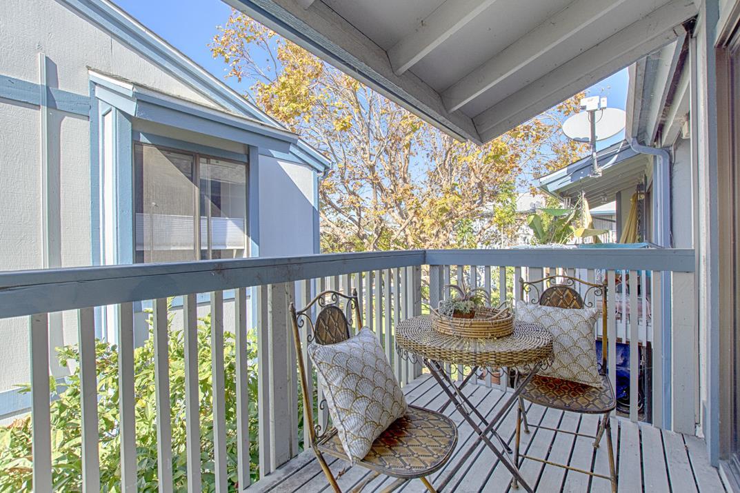 1925 46th Ave 28 - Photo 1
