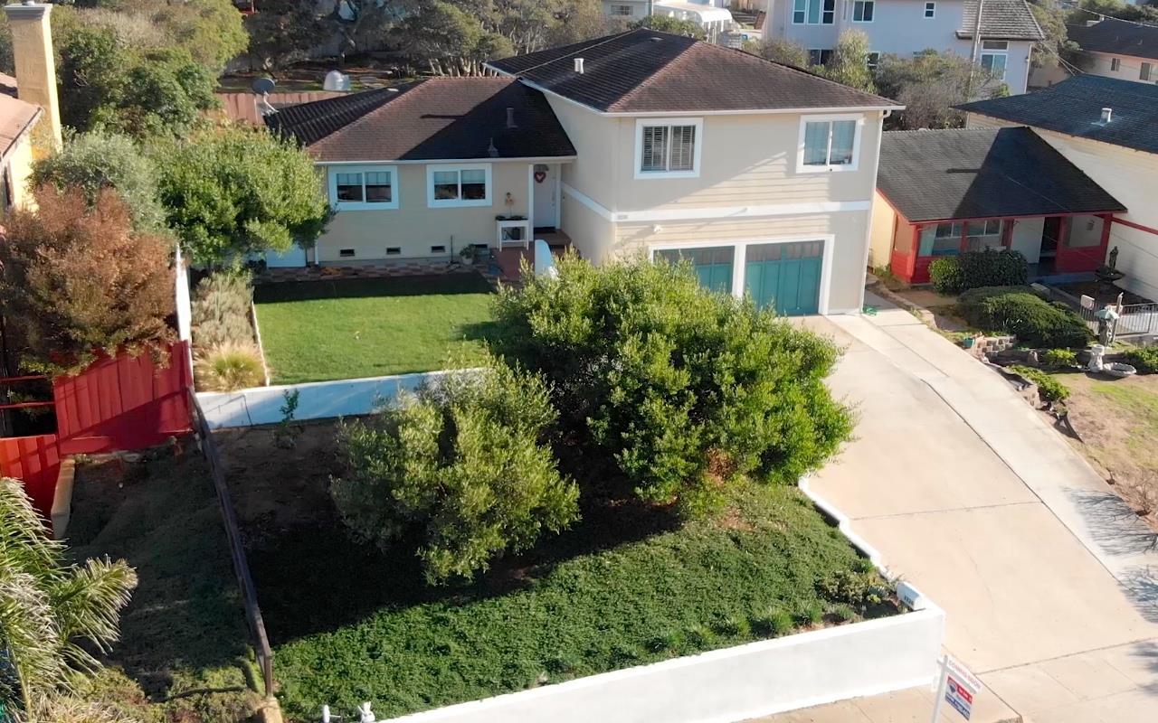 3220 De Forest Rd - Photo 1