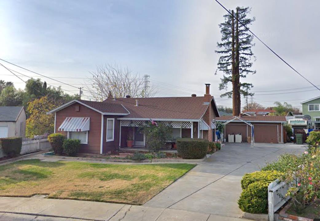 89 Alexander Ct - Photo 1