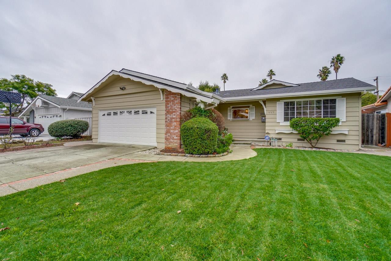 1225 Somerset Dr - Photo 1