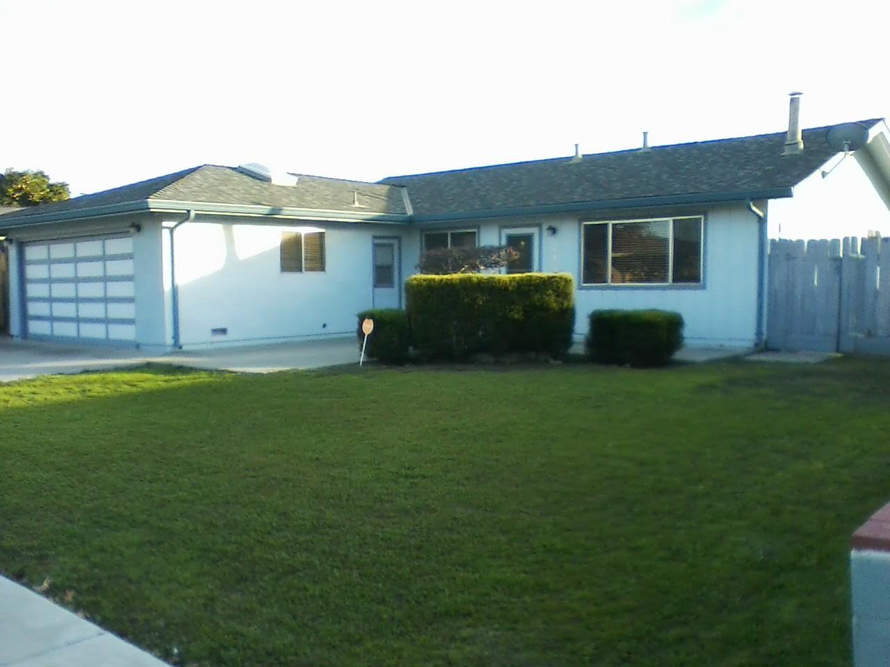 1331 Ramona Ave - Photo 1