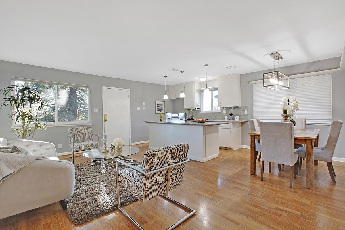 1266 Bouret Dr 4 - Photo 1