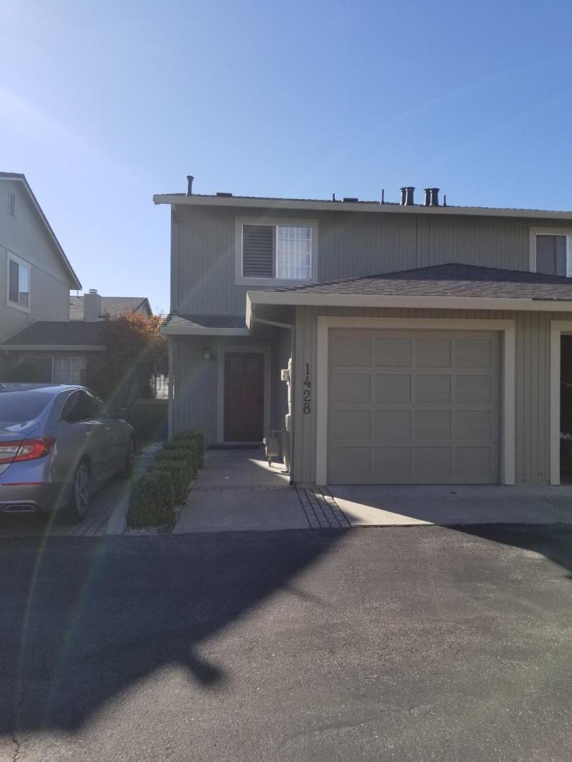 1428 Rancho Dr - Photo 1