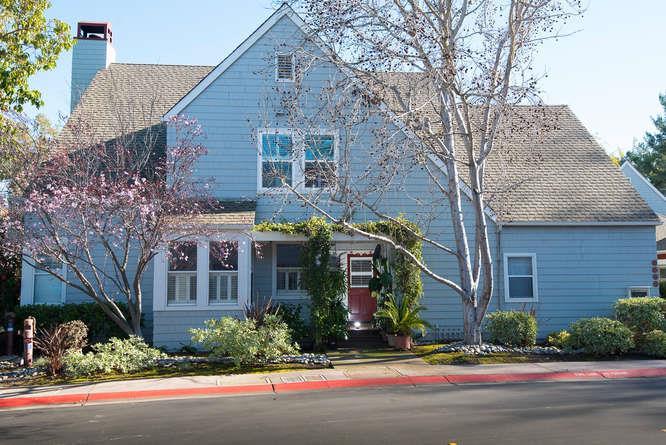 401 Mendocino Way - Photo 1