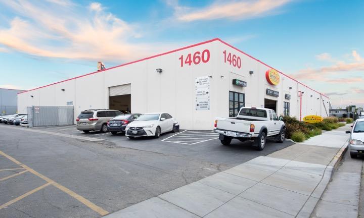 1460 Terminal Ave - Photo 1