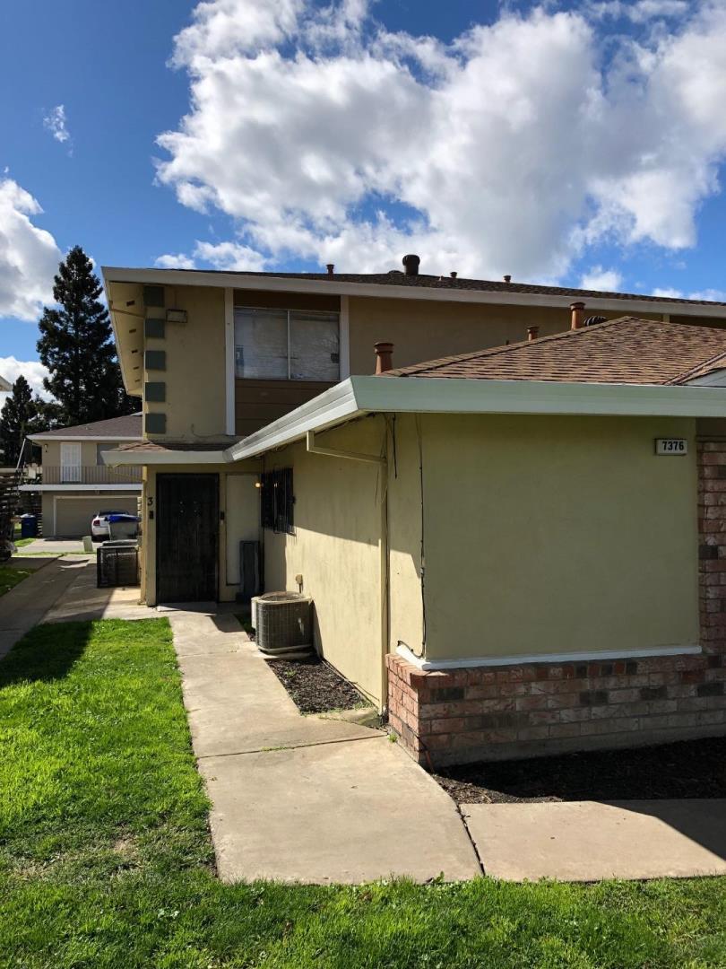 7376 Franklin Blvd 3 - Photo 1
