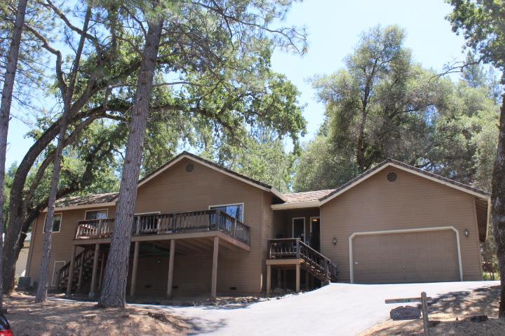 19659 Pine Mountain Dr - Photo 1