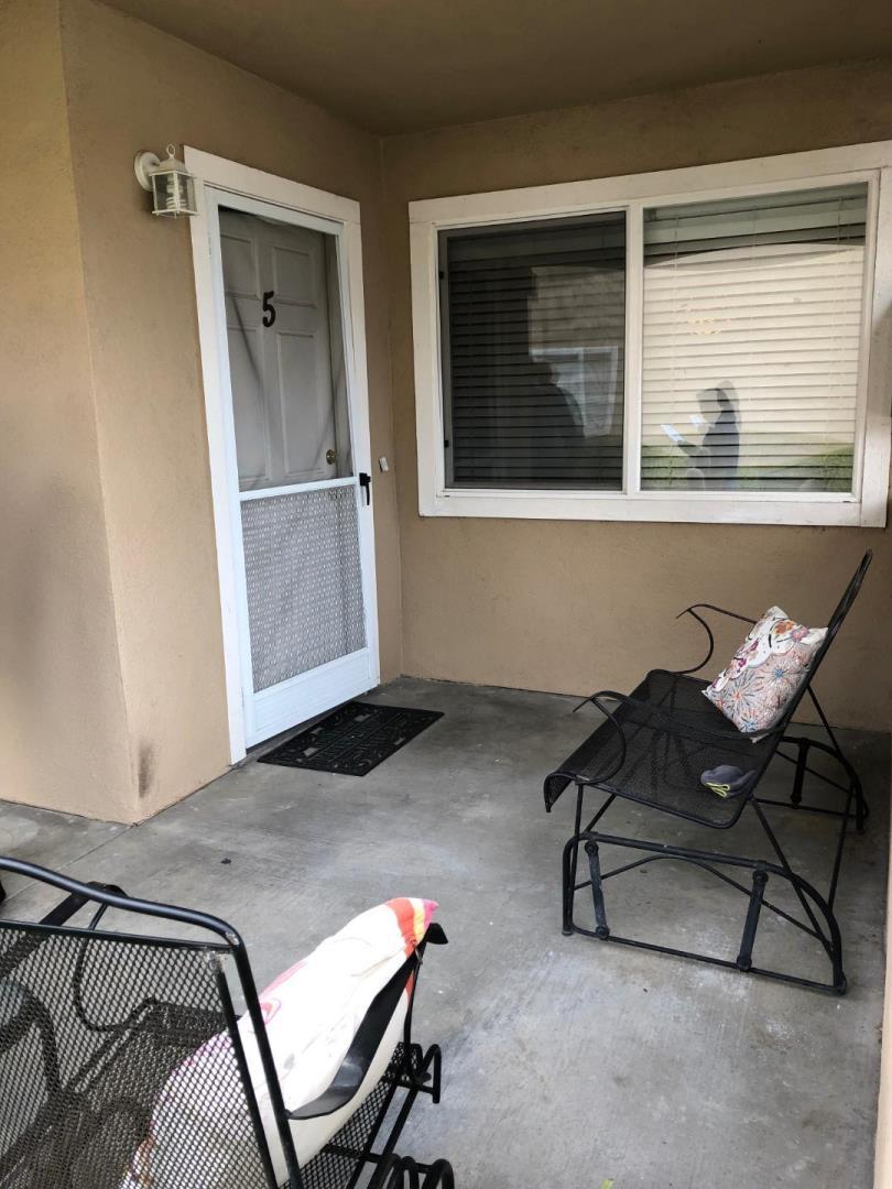 30 San Joaquin St 5 - Photo 1