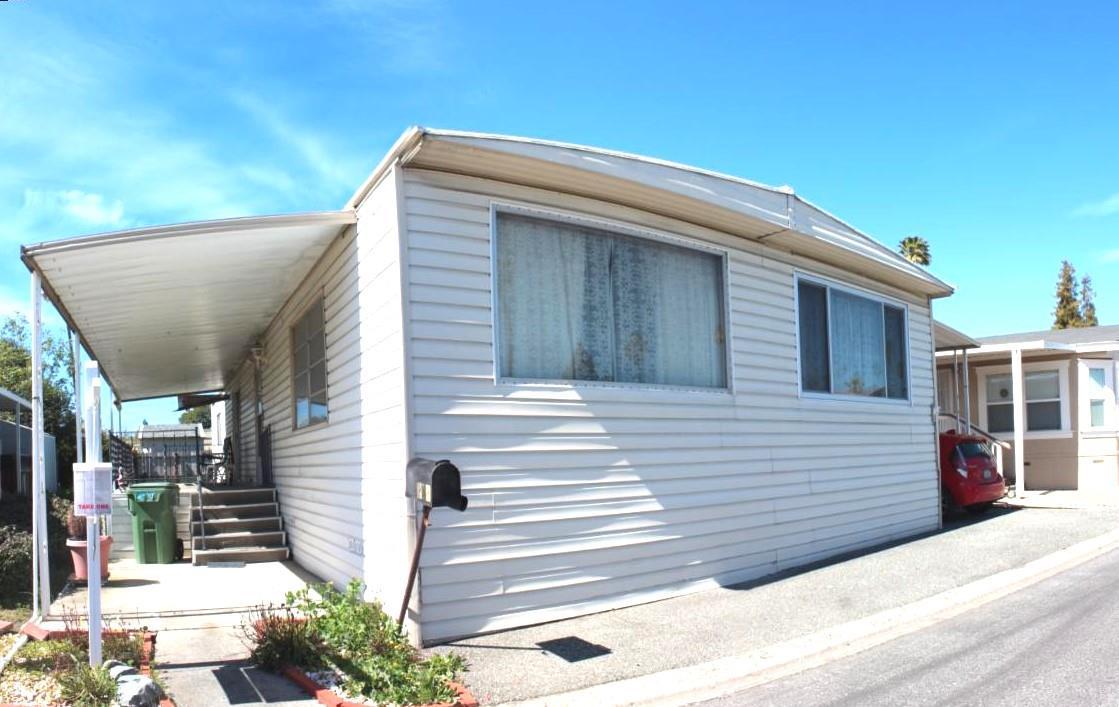 195 Blossom Hill Rd 221 - Photo 1