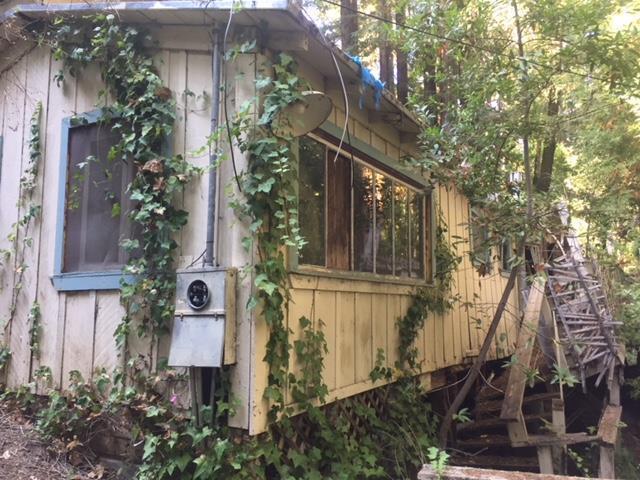 383 Hillside Dr - Photo 1