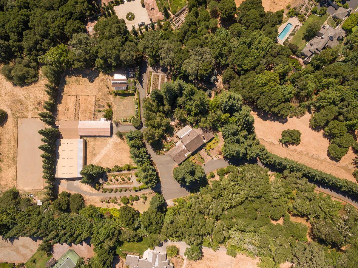 4105 Woodside Rd - Photo 1