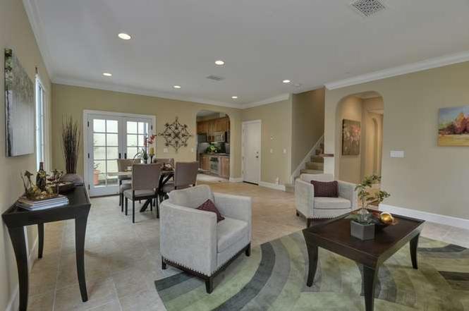 1218 Dahlia Loop - Photo 1