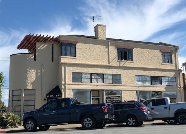 122 South Blvd - Photo 1