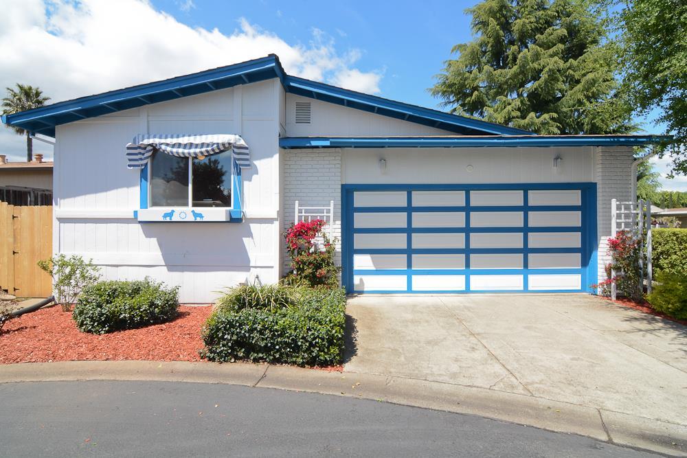 281 Summer Cir 281 - Photo 1