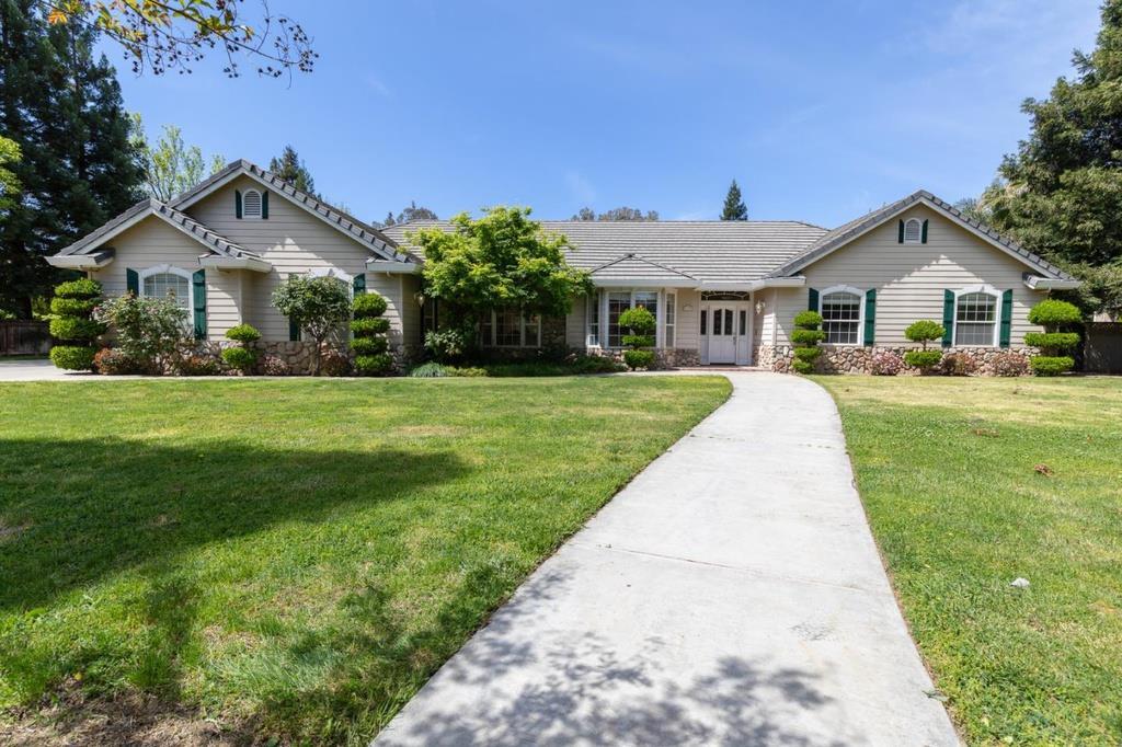 2479 Piedmont Dr - Photo 1
