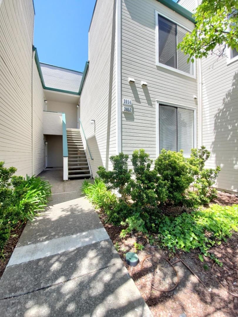 3654 Stoneglen - Photo 1
