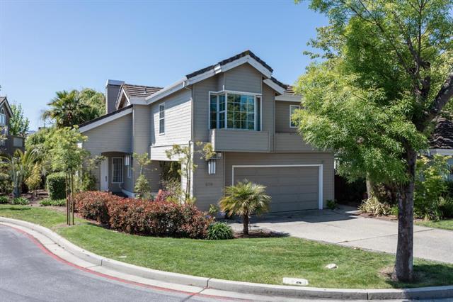 560 Island Pl - Photo 1