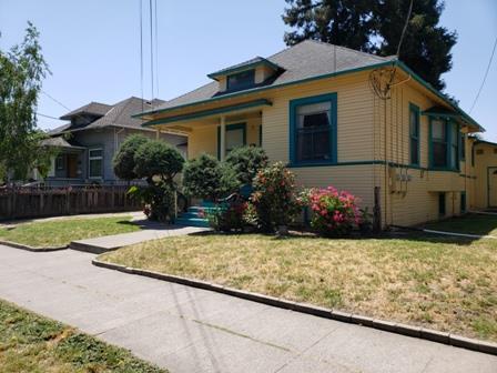 675 10th St - Photo 1