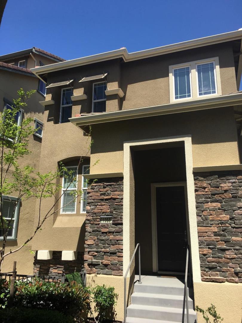1058 Claridad Loop - Photo 1 1058 Claridad Loop - Photo 1