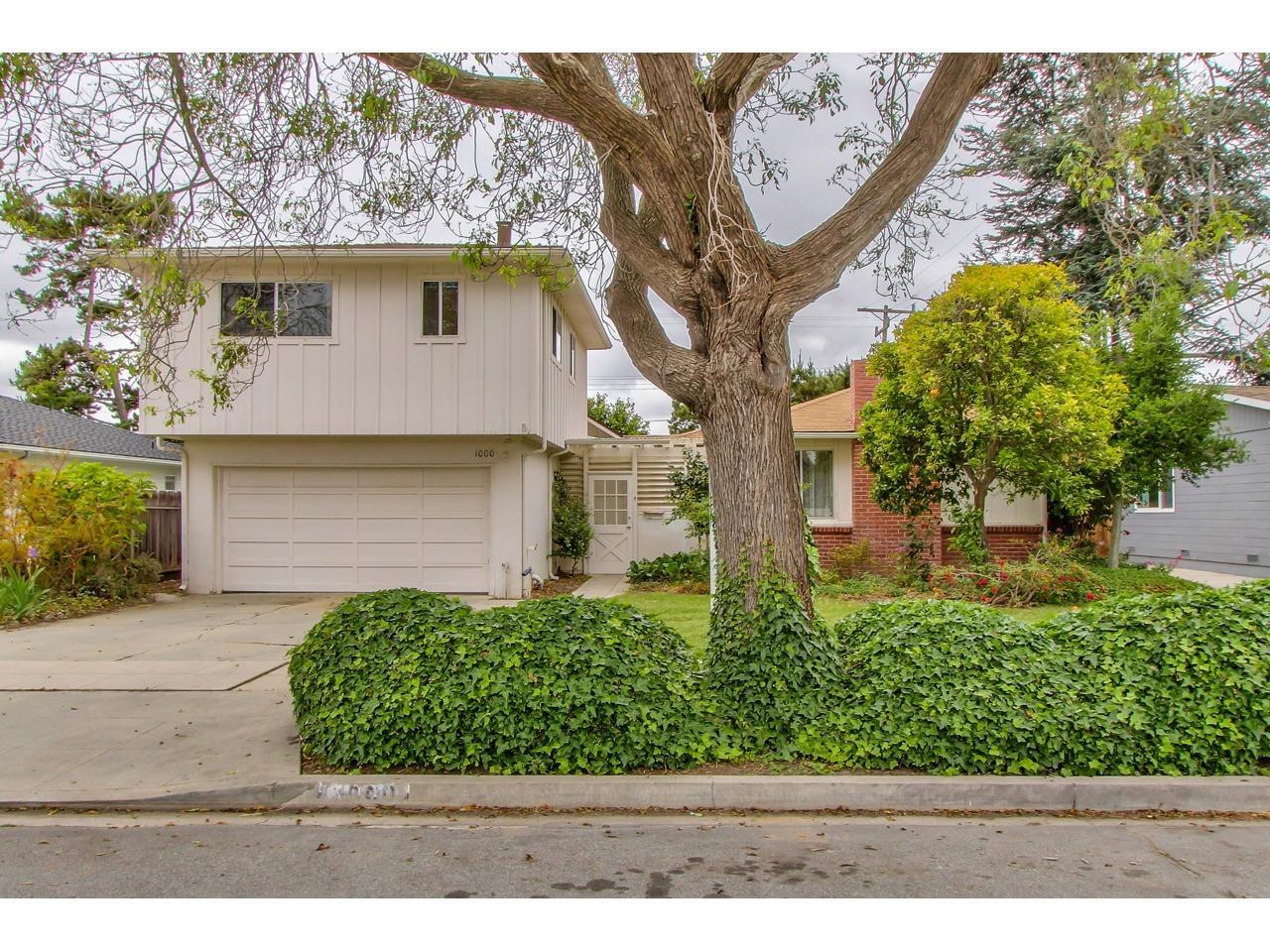 1000 Crespi Way - Photo 1