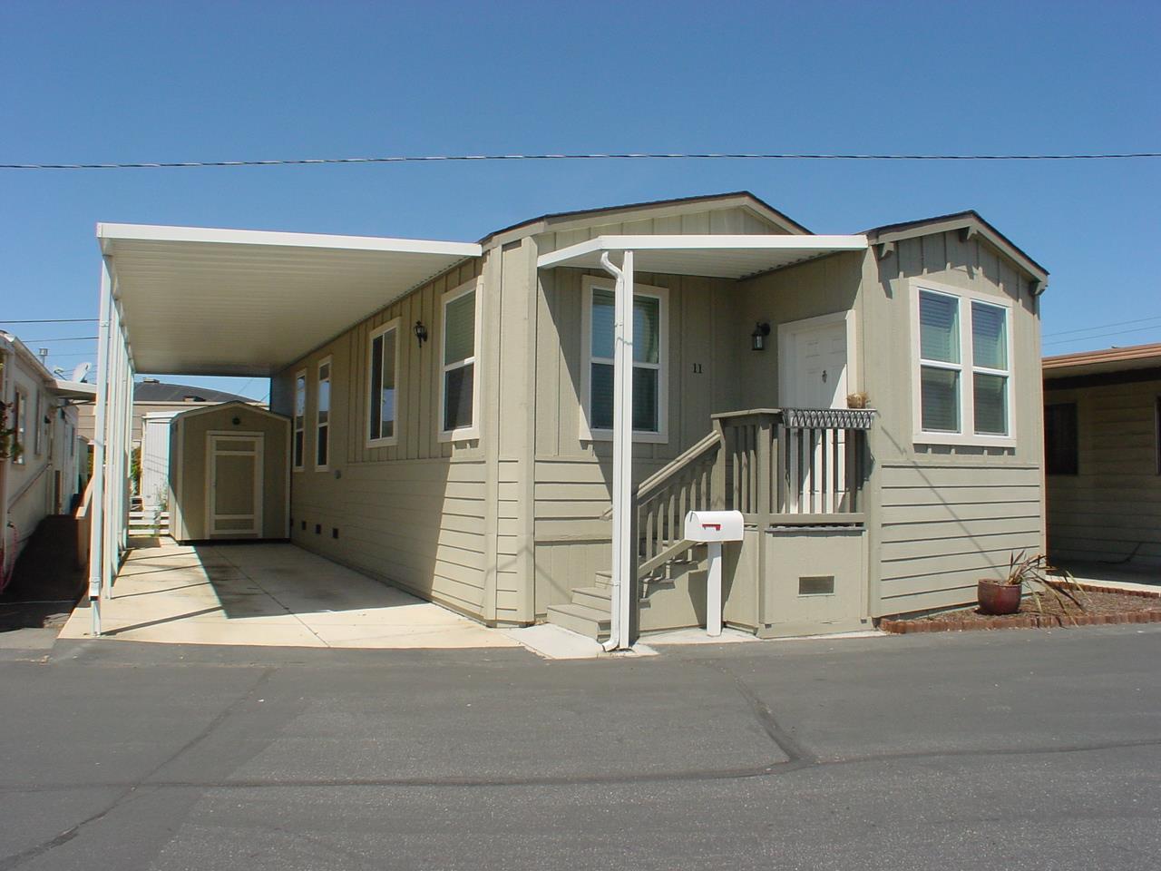 1146 Birch Ave 11 - Photo 1
