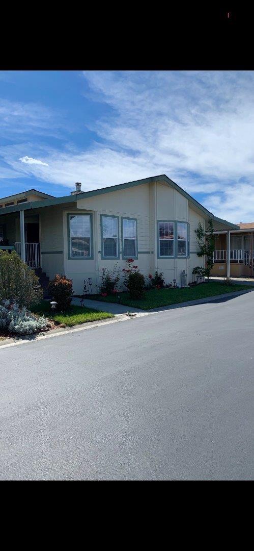 165 Chateau La Salle Dr 165 - Photo 1