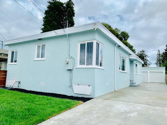 2480 Seminary Ave - Photo 1