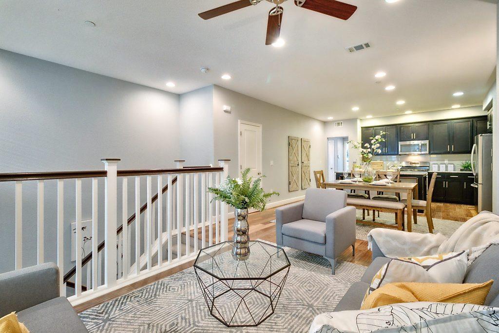 196 Currlin Cir - Photo 1