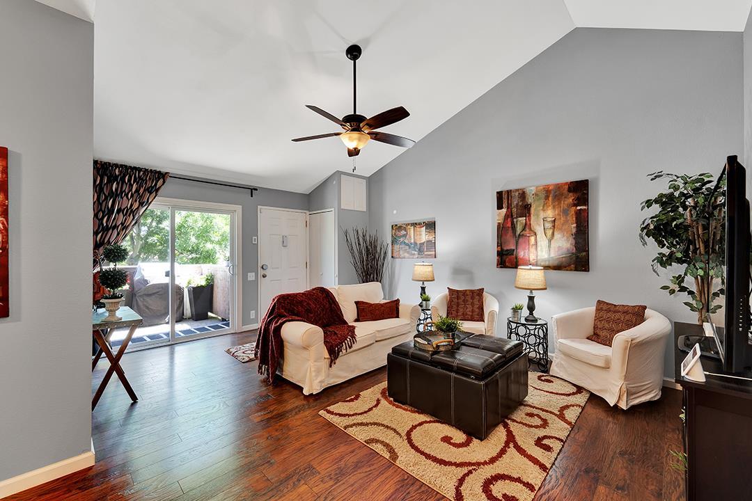 3178 Kenland Dr - Photo 1