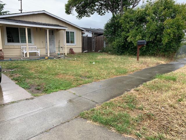 1961 Ceylon Ave - Photo 1
