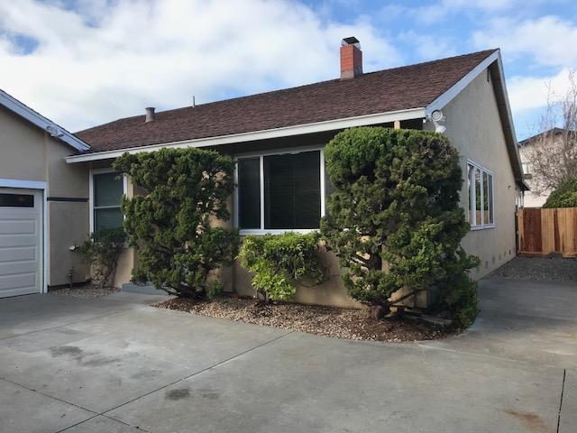 207 Pelican Ct - Photo 1