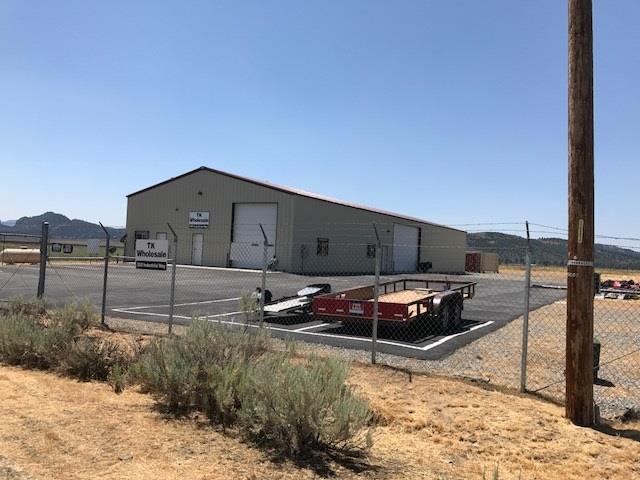 300-305 Industrial Way - Photo 1
