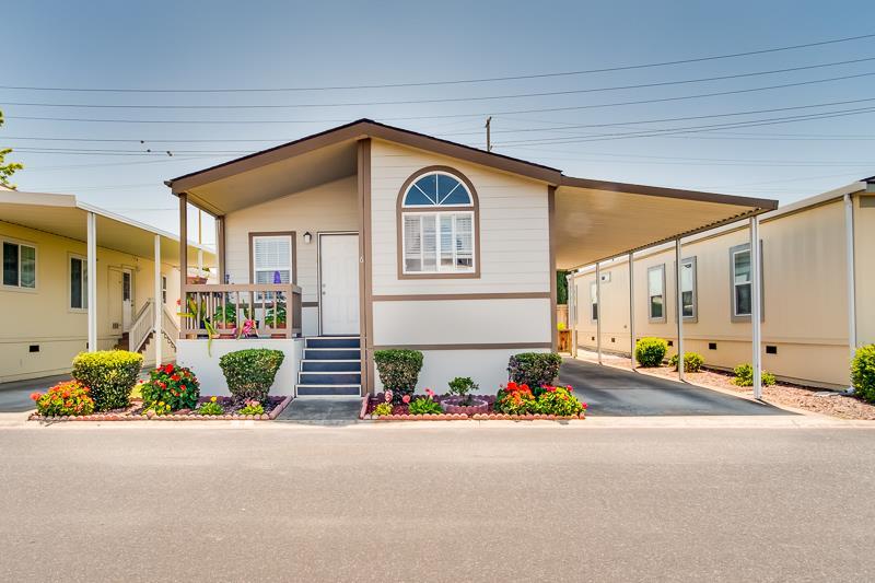 555 Umbarger Rd 6 - Photo 1
