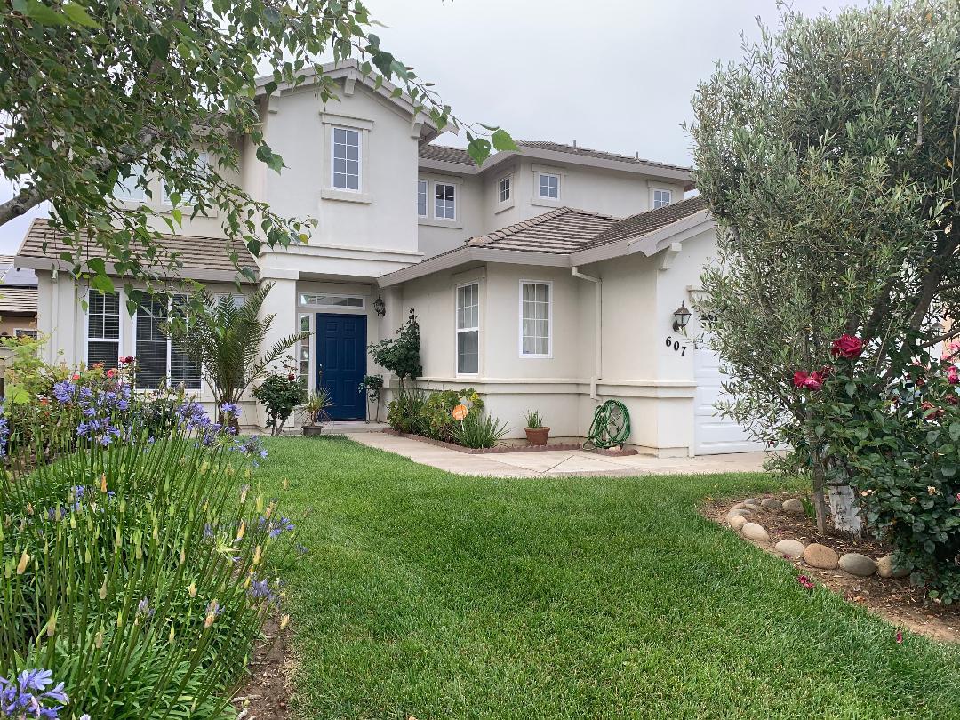 607 Arcadia Way - Photo 1