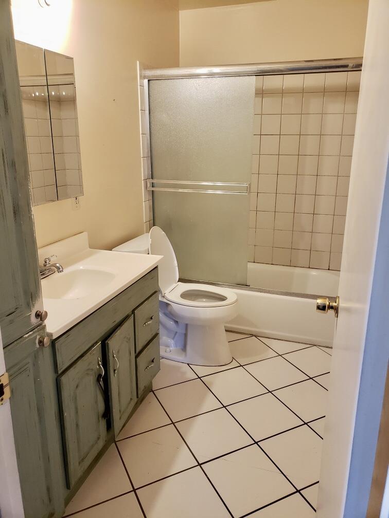 2824 Marlborough Ave 1 - Photo 1