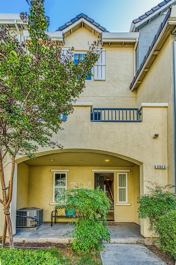 2545 Heron Ct - Photo 1