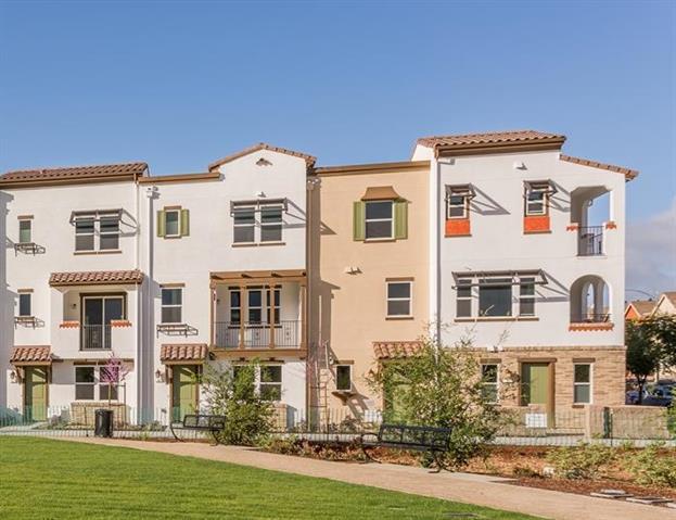 2726 Montecito Vista Way 3 - Photo 1