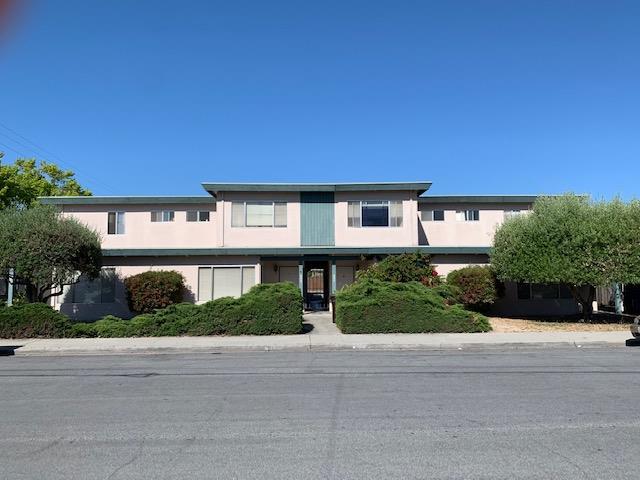 903 Sumner St - Photo 1