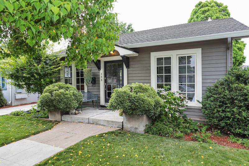 488 Atlanta Ave - Photo 1