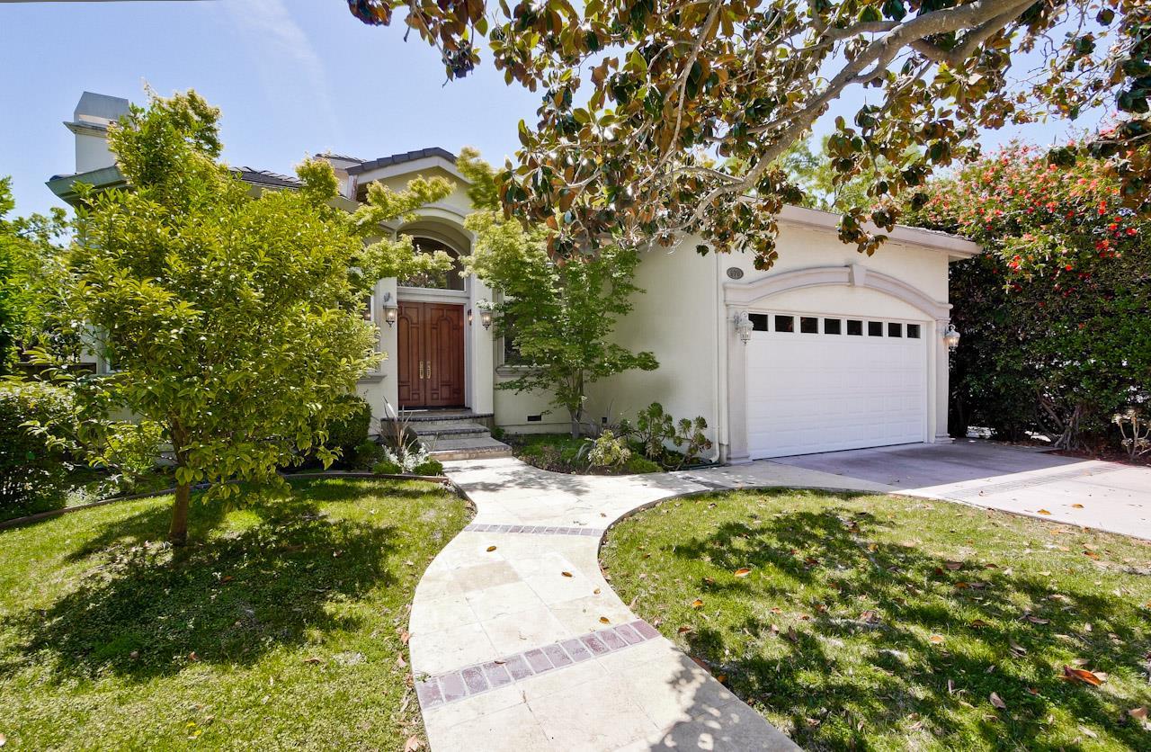 978 California Ave - Photo 1