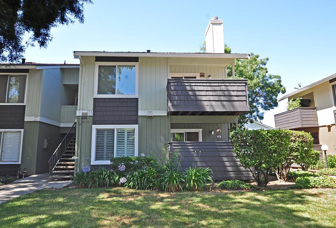 2591 Easton Way 103 - Photo 1