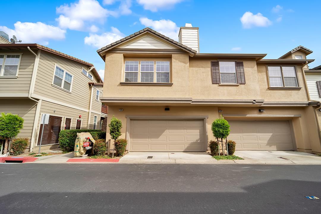 1515 Arianna Ln - Photo 1