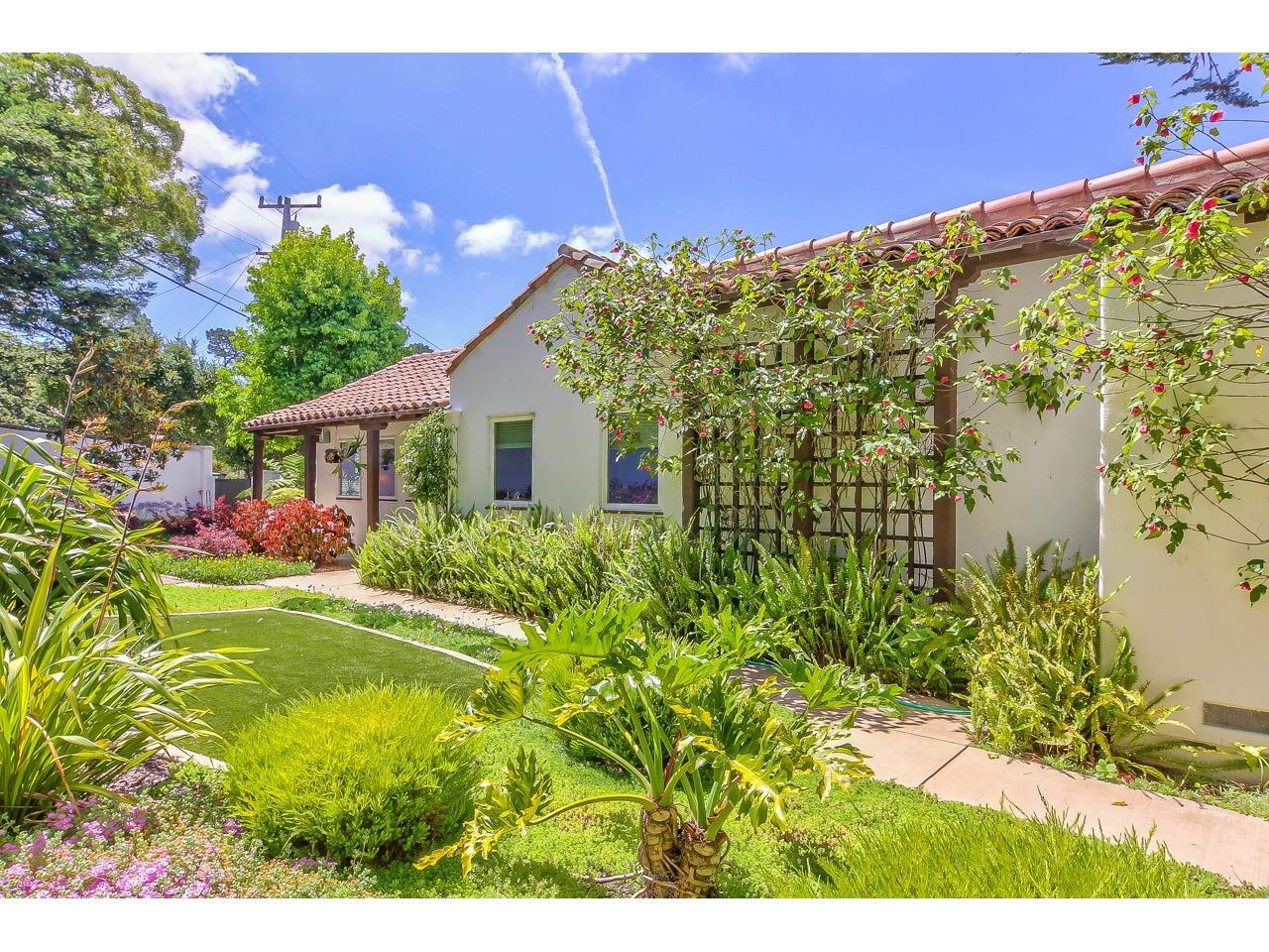 24630 Guadalupe St - Photo 1